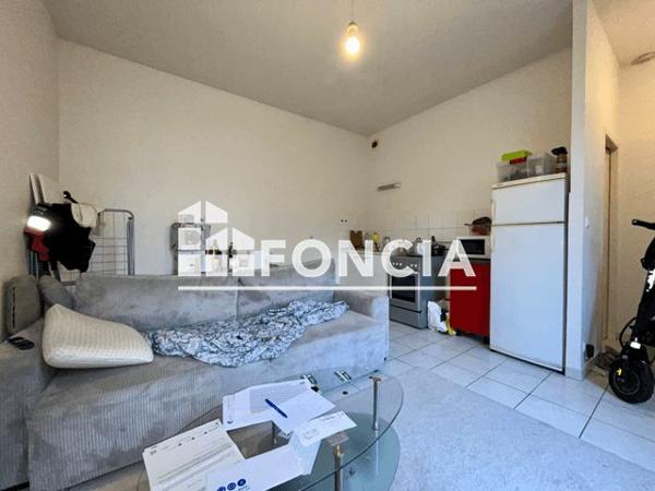 Location Appartement 2 pièces 31.46 m² - 42 RUE JULES VALENSAUT Lyon 69008