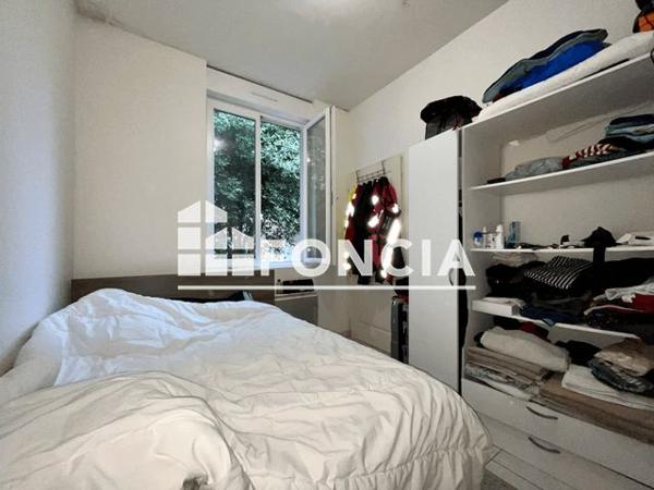 Location Appartement 2 pièces 31.46 m² - 42 RUE JULES VALENSAUT Lyon 69008