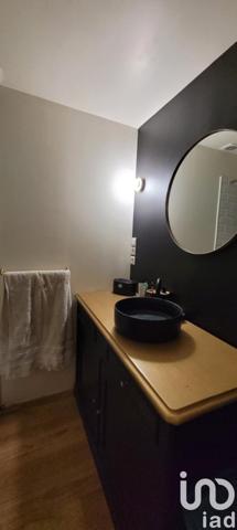 Maison de ville 3 pièces de 77 m² à Gençay (86160)