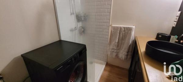 Maison de ville 3 pièces de 77 m² à Gençay (86160)