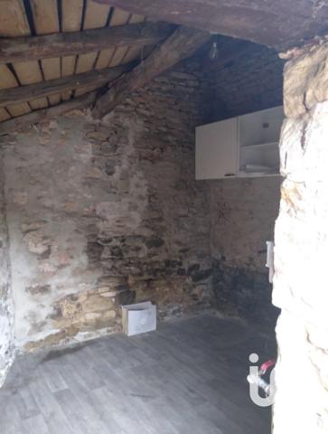 Maison de ville 3 pièces de 77 m² à Gençay (86160)