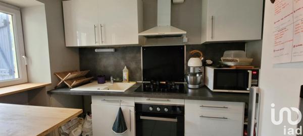 Maison de ville 3 pièces de 77 m² à Gençay (86160)