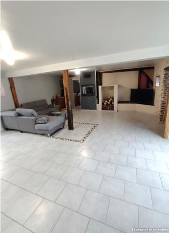 Près de Vendôme, longère restaurée et confortable