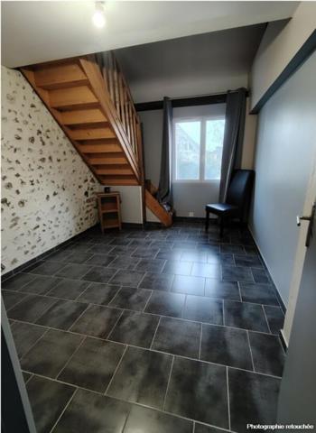 Près de Vendôme, longère restaurée et confortable