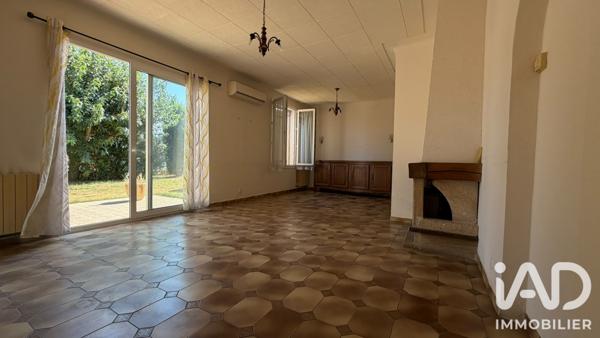 Maison à vendre 5 pièces 96 m² Saint-Saturnin-lès-Avignon