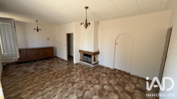 Maison à vendre 5 pièces 96 m² Saint-Saturnin-lès-Avignon