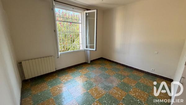 Maison à vendre 5 pièces 96 m² Saint-Saturnin-lès-Avignon