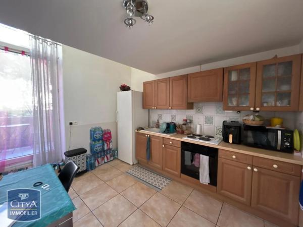 Appartement à louer 3 pièces 76.19m² Nîmes (30000)