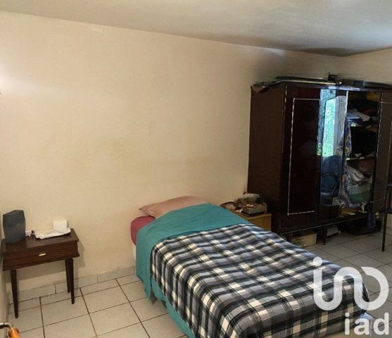 Appartement 6 pièces de 125 m² à Roujan (34320)