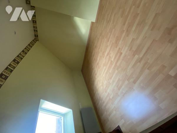 Maison 4 chambres de 2007 sur 879 m² de terrain