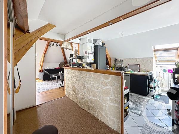 Appartement F2 à vendre  2 pièces - 40 m 2   AUBERVILLIERS  - 93