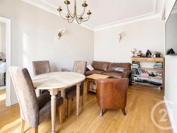 Appartement F2 à vendre  2 pièces - 40 m 2   AUBERVILLIERS  - 93
