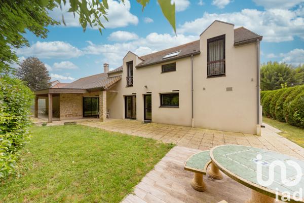 Maison à vendre 8 pièces 215 m² Conches-sur-Gondoire