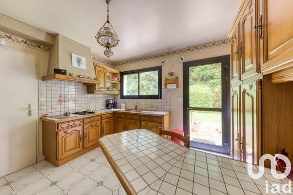 Maison à vendre 8 pièces 215 m² Conches-sur-Gondoire