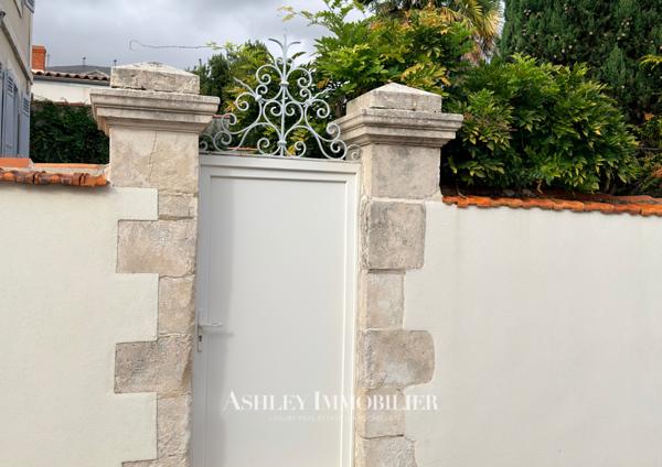 LA ROCHELLE – LA GENETTE – MAISON DE CARACTÈRE XIX? - 120 M² AVEC JARDIN