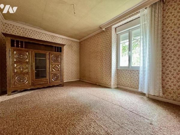 À VENDRE – Maison ancienne avec dépendances – THOUARÉ-SUR-LOIRE