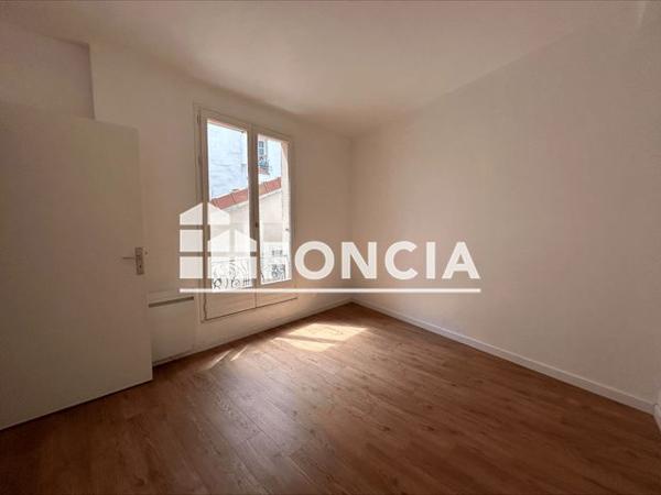 Location Appartement 4 pièces 92 m² - 157 RUE DE JAVEL Paris 75015