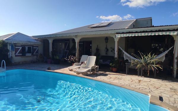 Maison à vendre    4 pièces • 118 m2 Sainte-Rose