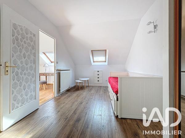 Maison à vendre 8 pièces 174 m² Saint-Rémy-lès-Chevreuse