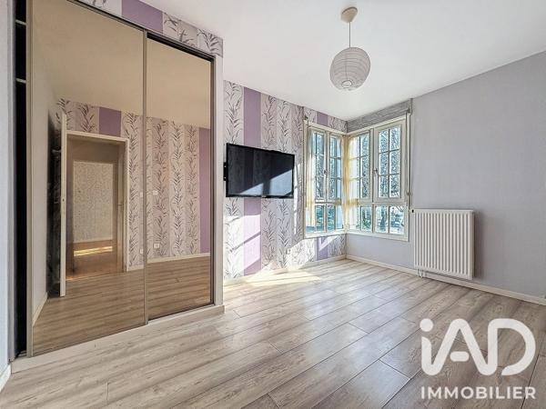 Maison à vendre 8 pièces 174 m² Saint-Rémy-lès-Chevreuse