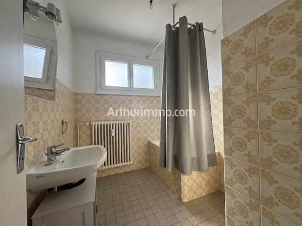Location Appartement 2 pièces 43 m2 à Montmorot