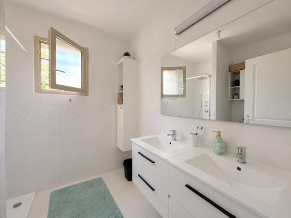Maison familiale de plain-pied avec jardin clos - CASTELNAUDARY - Castelnaudary (11400)