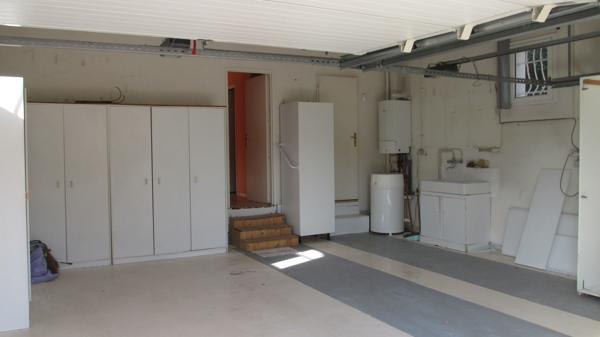 Quint-Fonsegrives: Villa plain-pied T4/5 salon/séjour, 117m² hab, véranda et garage, sur terrain arboré.. - Quint-Fonsegrives (31130)