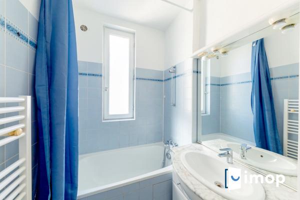 Studio lumineux Abbesses