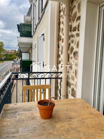 F2 en coeur de ville dans immeuble de 2021 avec place de parking.