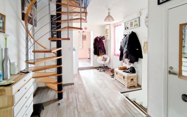 Maison à vendre    4 pièces •  Montluçon