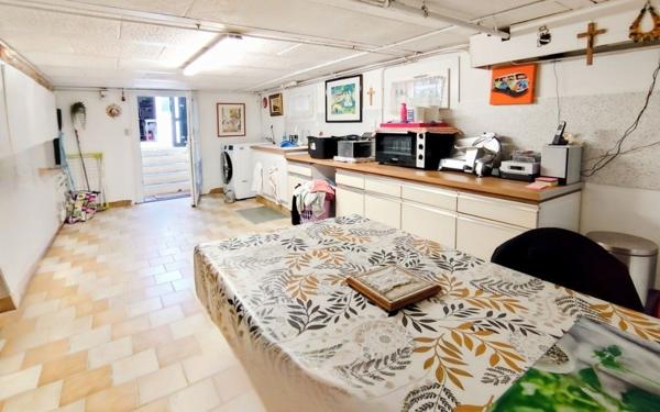 Maison à vendre    4 pièces •  Montluçon