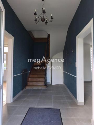 Maison à ROMILLY-SUR-SEINE, 10100 - 7 pièces 185m²