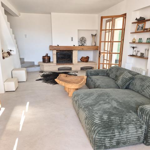 Maison avec piscine et vue panoramique sur la mer