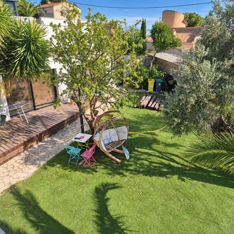 Maison avec piscine et vue panoramique sur la mer