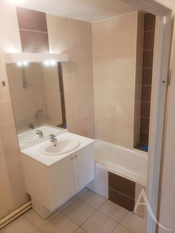 Appartement Grenoble 2 pièce(s) 53.49 m2