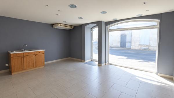 MAISON DE CARACTERE 5 CHB. CENTRE VILLE COGNAC