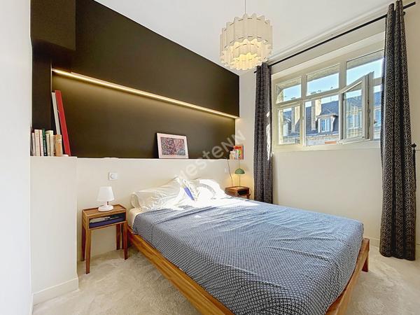 HYPER CENTRE DE TOURS - Magnifique appartement T5 - 4 chambres