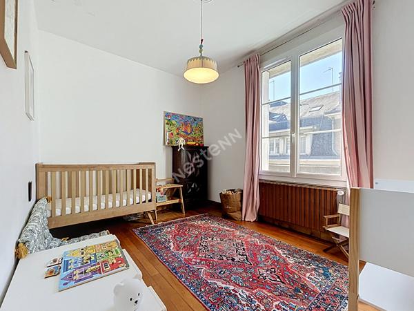 HYPER CENTRE DE TOURS - Magnifique appartement T5 - 4 chambres