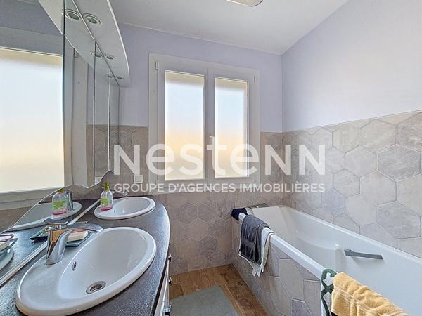 Maison avec jardin et dépendances ? beaux volumes à Saint-Martin-de-Crau