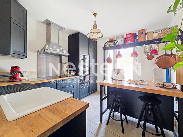 Maison avec jardin et dépendances ? beaux volumes à Saint-Martin-de-Crau