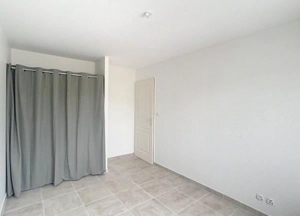 Maison à louer    4 pièces •  Guilherand-Granges