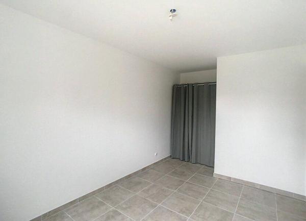 Maison à louer    4 pièces •  Guilherand-Granges