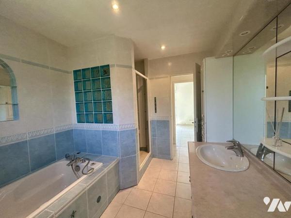 Maison - Travaux à prévoir - LA PLAINE-SUR-MER