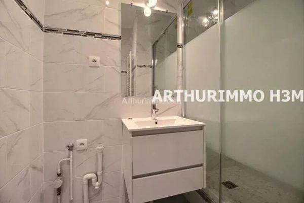Location Appartement 2 pièces 54 m2 à Paris 20
