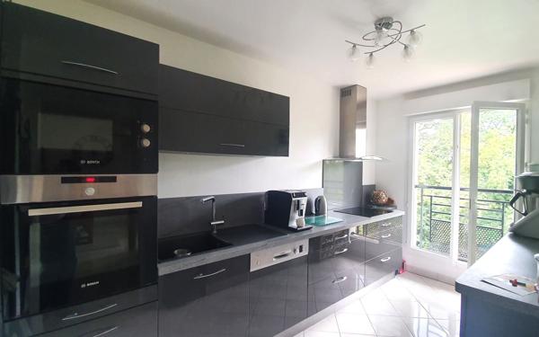 Appartement à vendre    4 pièces • 77,73 m2 Saint-Fargeau-Ponthierry