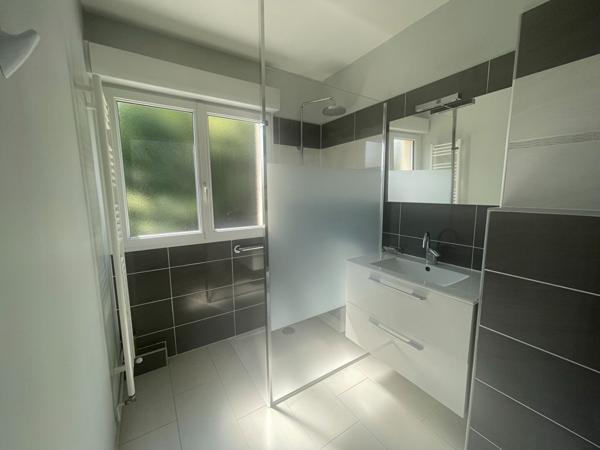 Maison Murs Erigne 6 pièce(s)