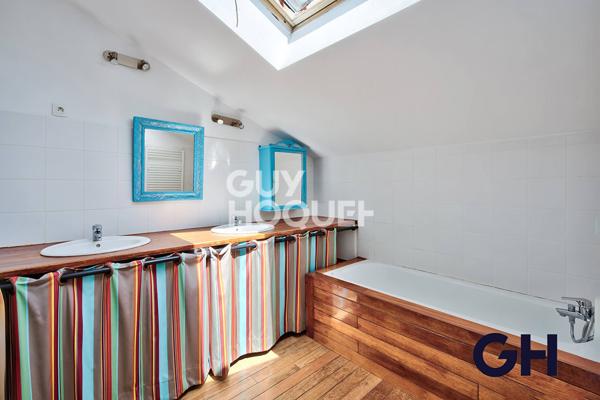 Maison à vendre de 6 pièces de 210 m²