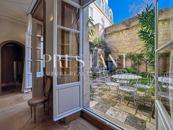 Appartement d’exception – Jardin Privatif – en bordure du Triangle d’Or, BORDEAUX