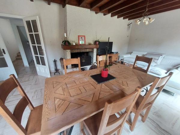 Location / Maison en pierre à Bon-Encontre (47240)