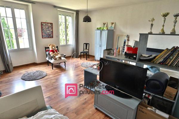 Maison de maître 7 pièce(s) 241 m2